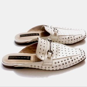 steve madden white rilee mule with silver stud detail • size 8.5